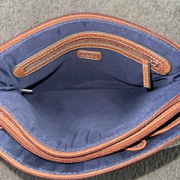 Vintage Chaps purse - Picture 6 of 6